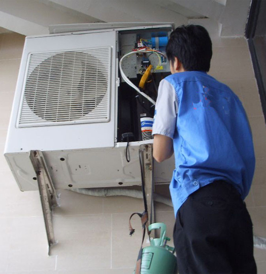 平原空调开机无反应维修